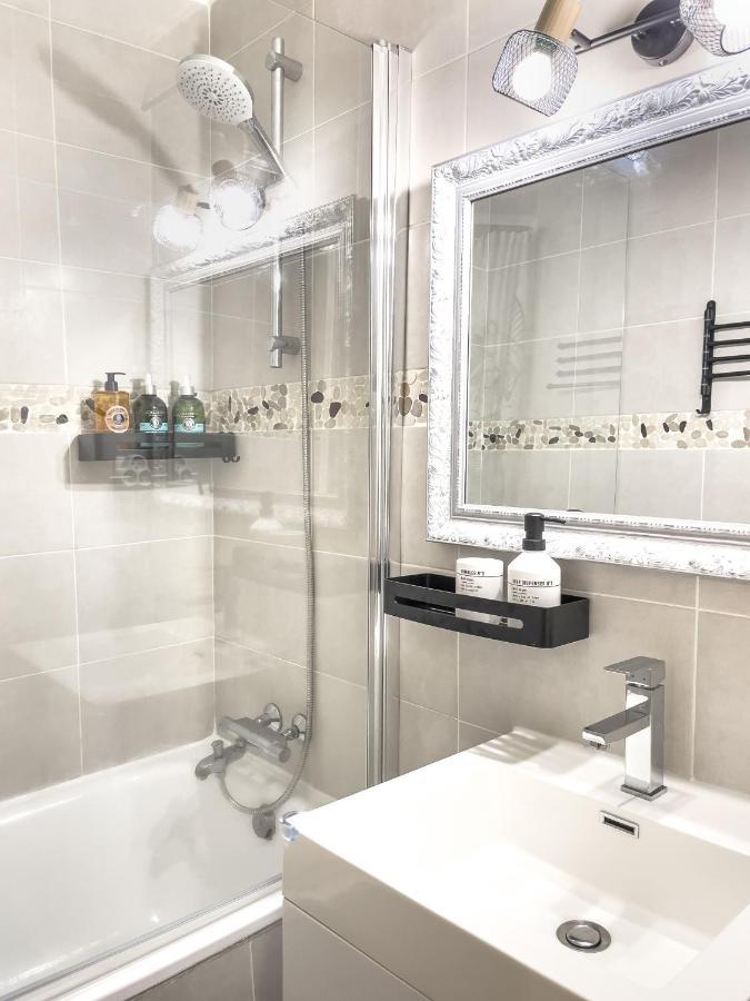Appartement Lumineux 1 Chambre Hypercentre Place St Jean Valence  Bagian luar foto